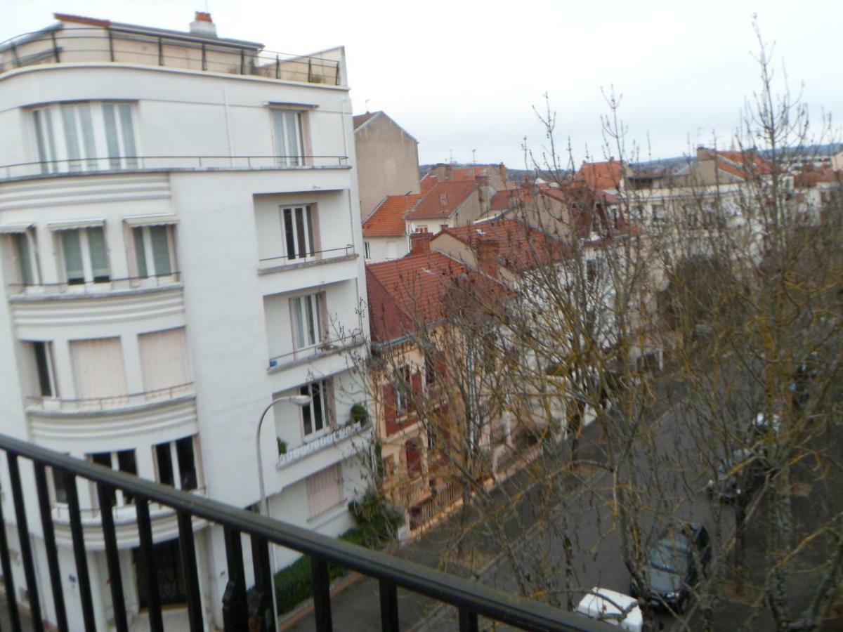 Appartement F 2 Vichy Exterior photo